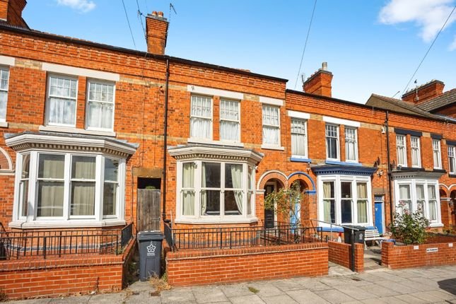 4 bed terraced house for sale