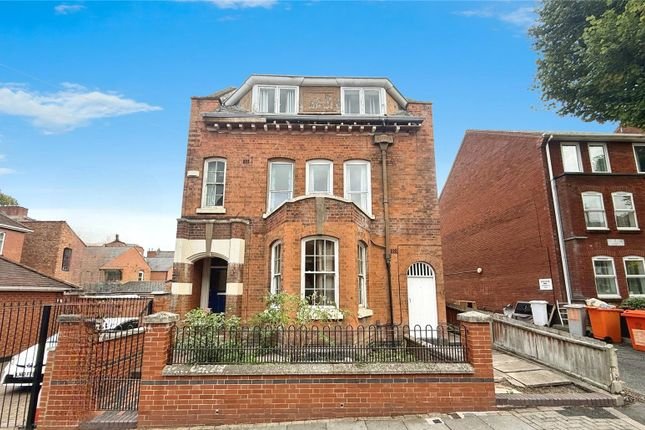 8 bed detached house for sale