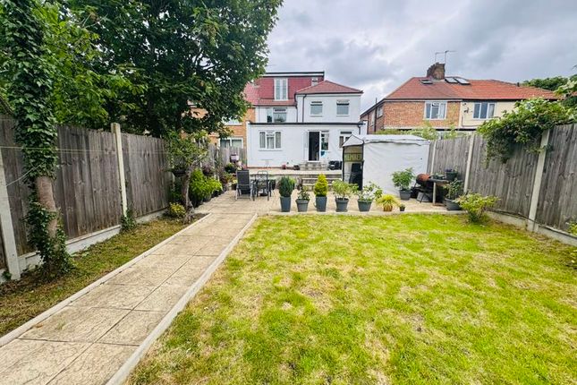 8 bed property for sale