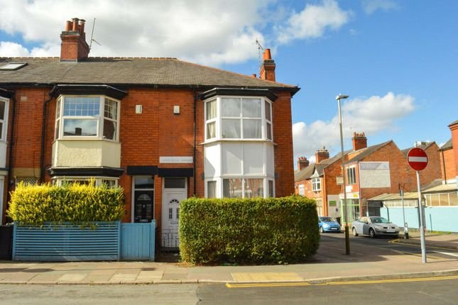 5 bed end terrace house for sale