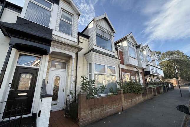 5 bed terraced house for sale