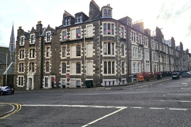 5 bed maisonette for sale