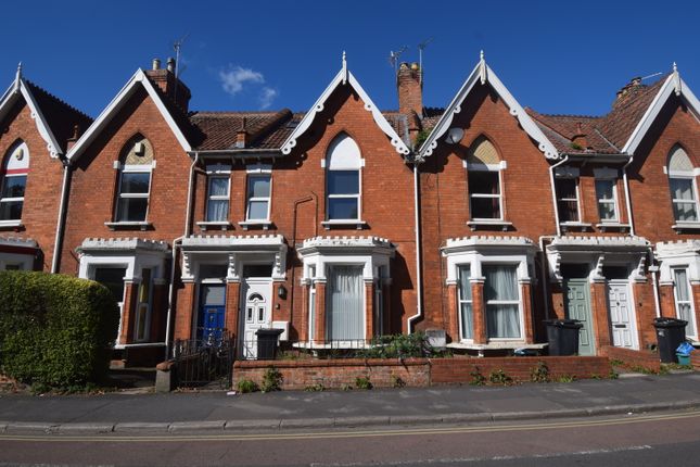 6 bed terraced house for sale