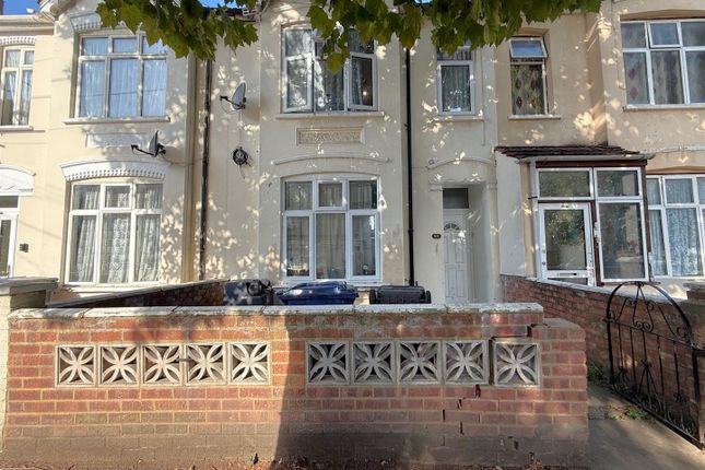3 bed terraced house for sale