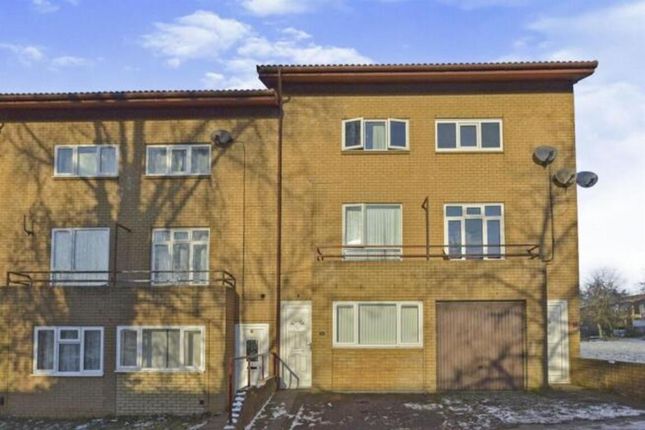 5 bed terraced house for sale