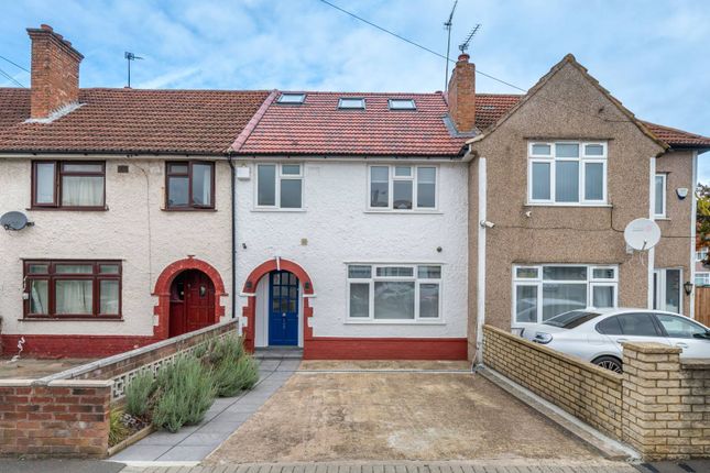 5 bed terraced house for sale