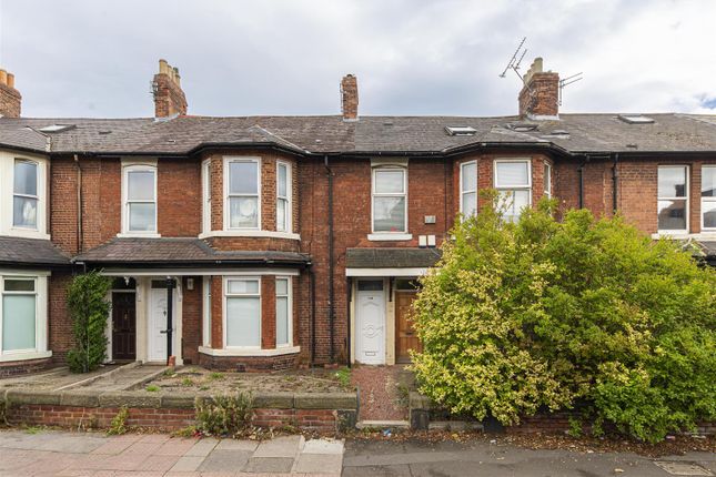 5 bed maisonette for sale