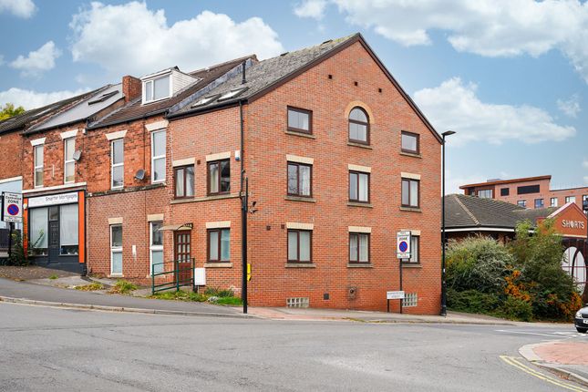 8 bed end terrace house for sale