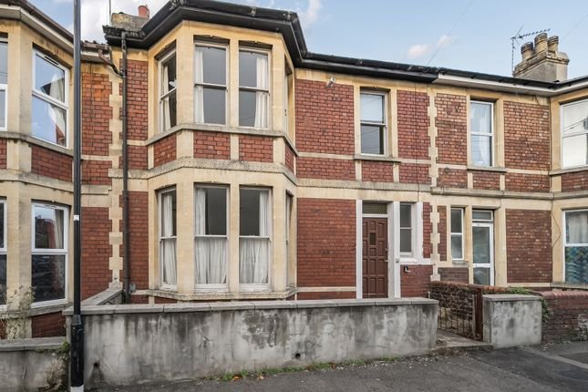 5 bed terraced house for sale