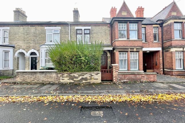 5 bed property for sale