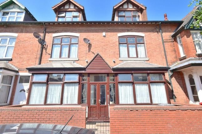 5 bed terraced house for sale