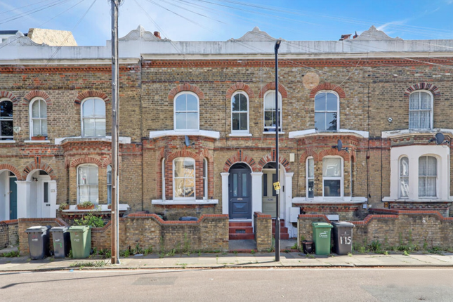 4 bed terraced house for sale