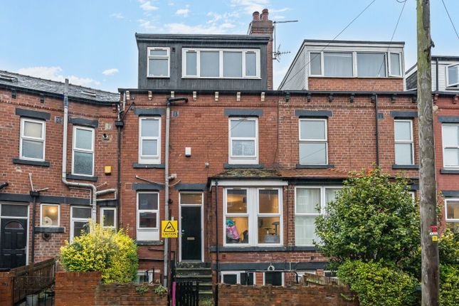 5 bed terraced house for sale