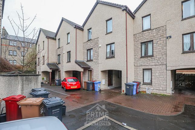 5 bed flat for sale