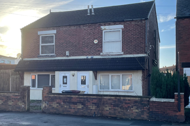 4 bed semi-detached house for sale