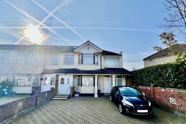 6 bed end terrace house for sale