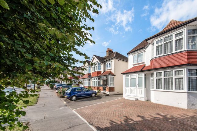 5 bed semi-detached house for sale