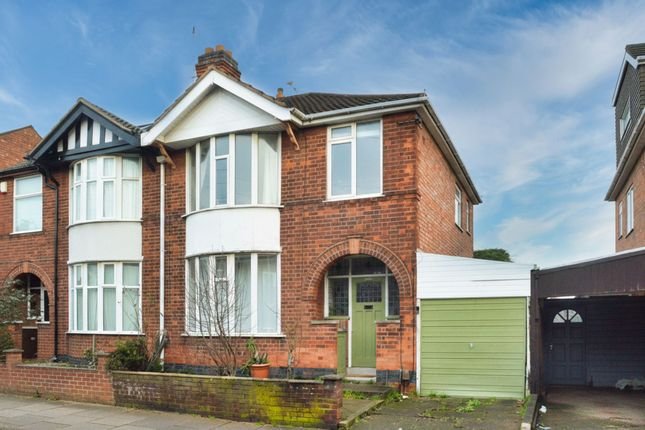 5 bed semi-detached house for sale