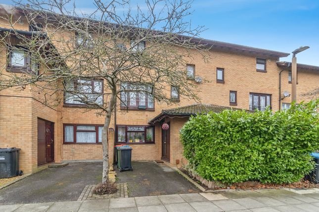 4 bed terraced house for sale