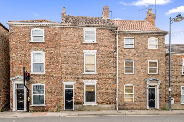 5 bed terraced house for sale