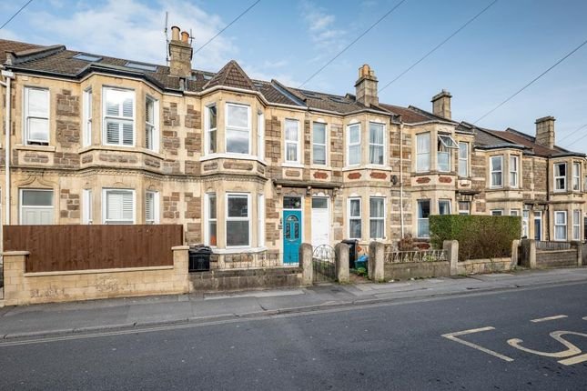 5 bed property for sale