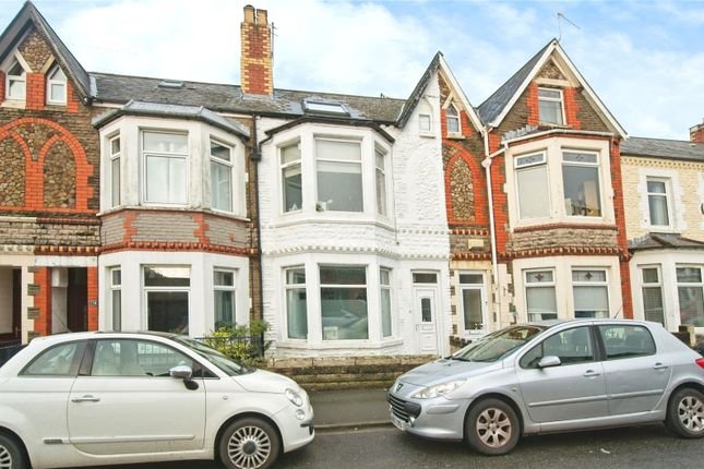 5 bed detached house for sale