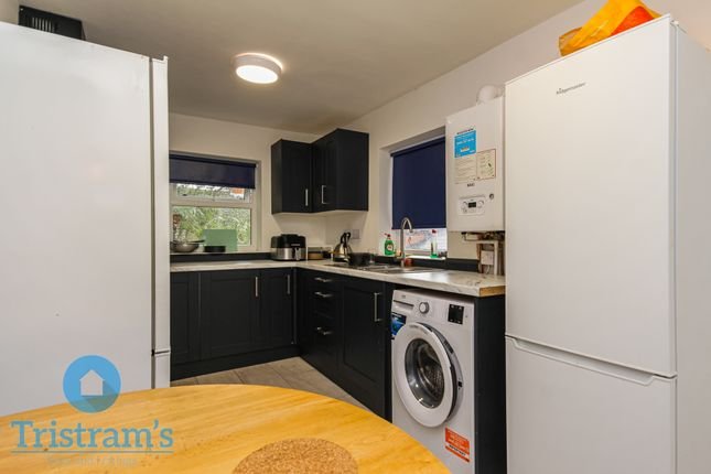 5 bed town house for sale