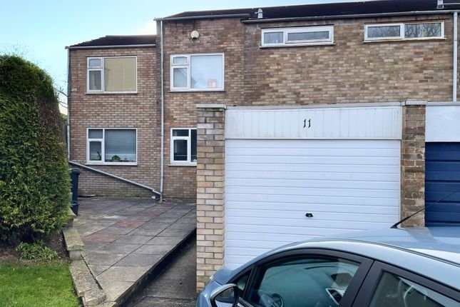 6 bed end terrace house for sale