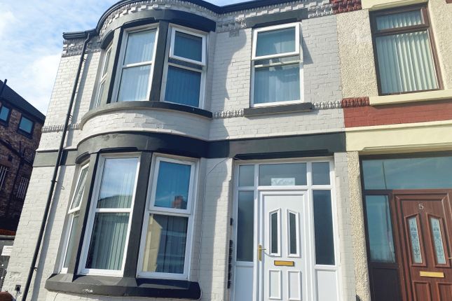 6 bed end terrace house for sale