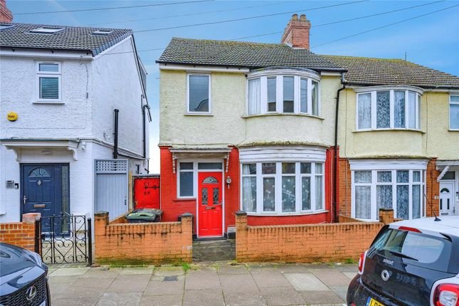 3 bed semi-detached house for sale