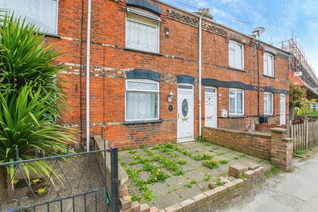 2 bed terraced house for sale