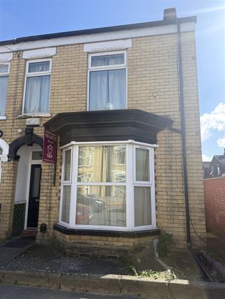 4 bed end terrace house for sale