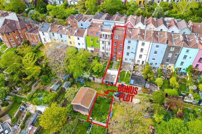 6 bed terraced house for sale