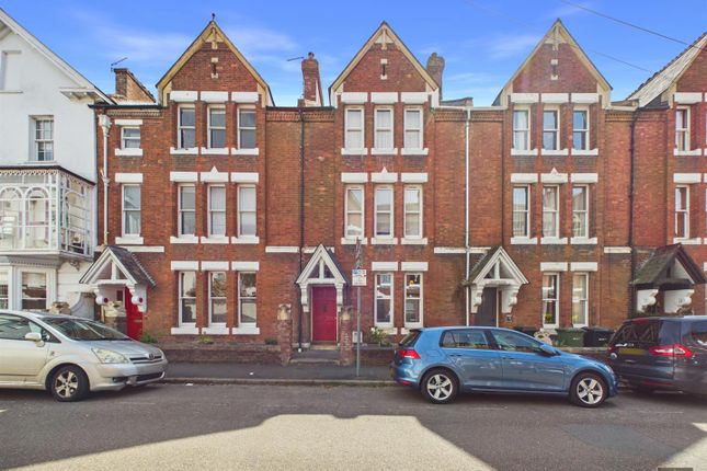 7 bed property for sale