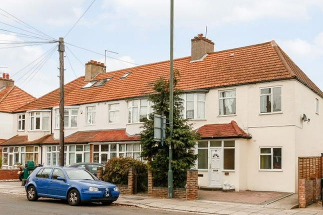 6 bed semi-detached house for sale