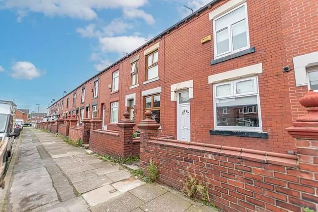 5 bed terraced house for sale