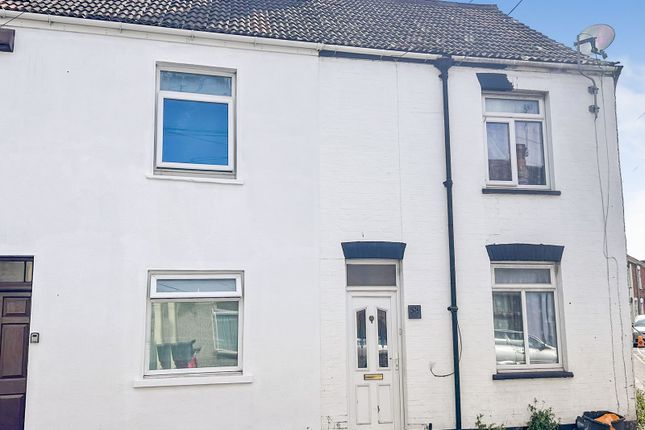 4 bed terraced house for sale