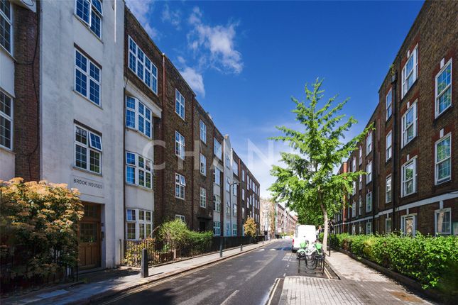 2 bed flat for sale