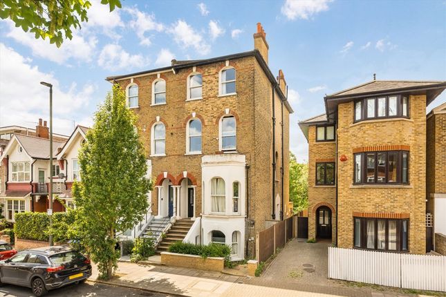 6 bed property for sale