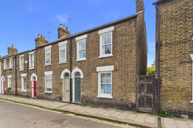 3 bed end terrace house for sale